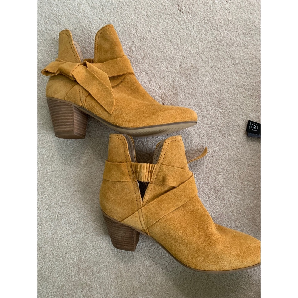 DIBA Booties Size 8.5